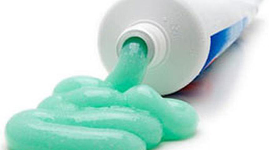 Diş macunlarındaki b&uuml;y&uuml;k tehlike