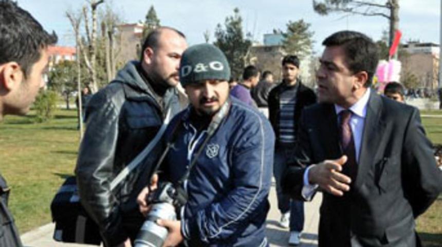 'Herkesi fişliyorsunuz, çıkın'