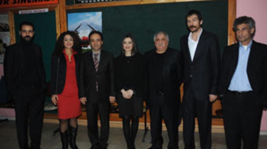 Koruculuğu anlatan film!