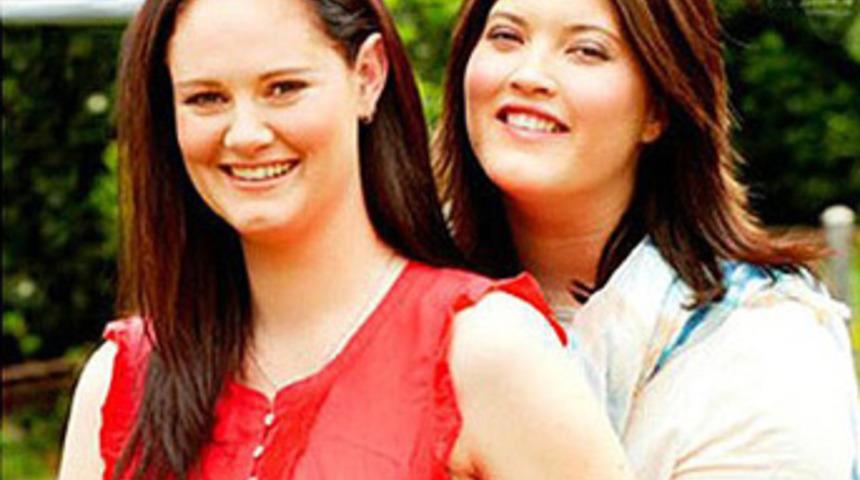 Lezbiyen &ccedil;ifte şok!