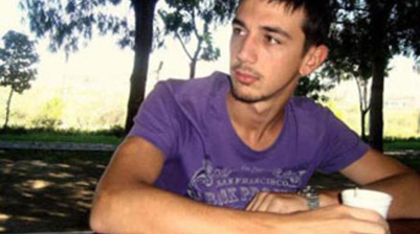 '&Ouml;l&uuml;m gaz pedalına basan ayakta' demişti...