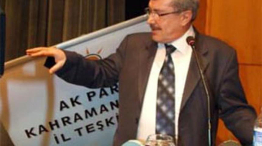 'Seçimi AK Parti ile Derin Devlet arasında'