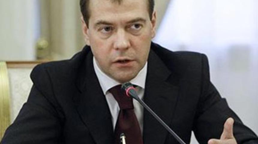 Kıbrıs'ta tehlikeli yakınlaşma