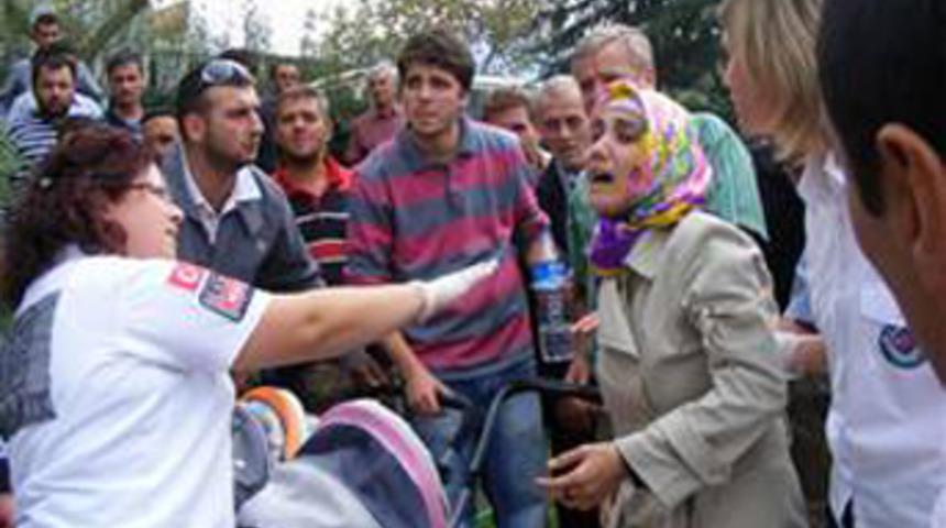 Annesine koşarken &ouml;l&uuml;mle buluştu