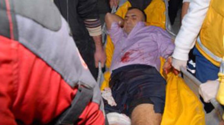 Banka m&uuml;d&uuml;r&uuml; m&uuml;şterileri kurşunladı