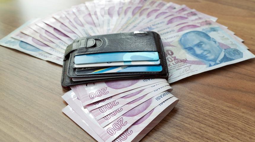 Kredi kartı faiz oranları ne oldu? Merkez Bankası faiz kararı sonrası herkes bunu merak ediyordu: Kasım ayından bu yana…