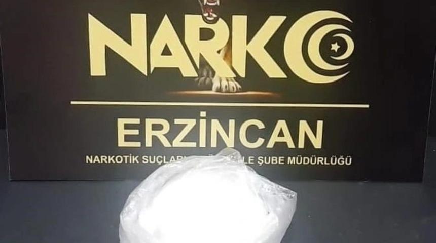 Erzincan’da uyuşturucu ticareti yaptığı öne sürülen zanlı tutuklandı