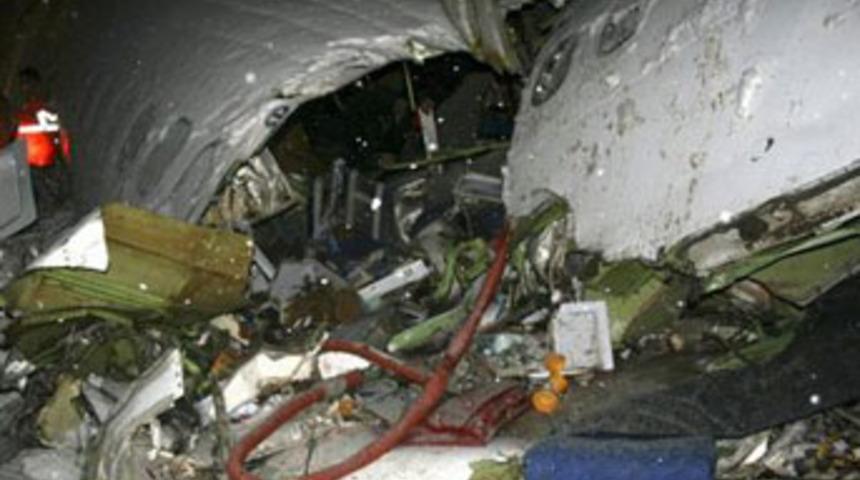 İran'da u&ccedil;ak d&uuml;şt&uuml;