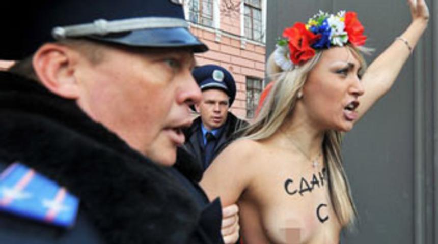 Karakol &ouml;n&uuml;nde &uuml;sts&uuml;z eylem