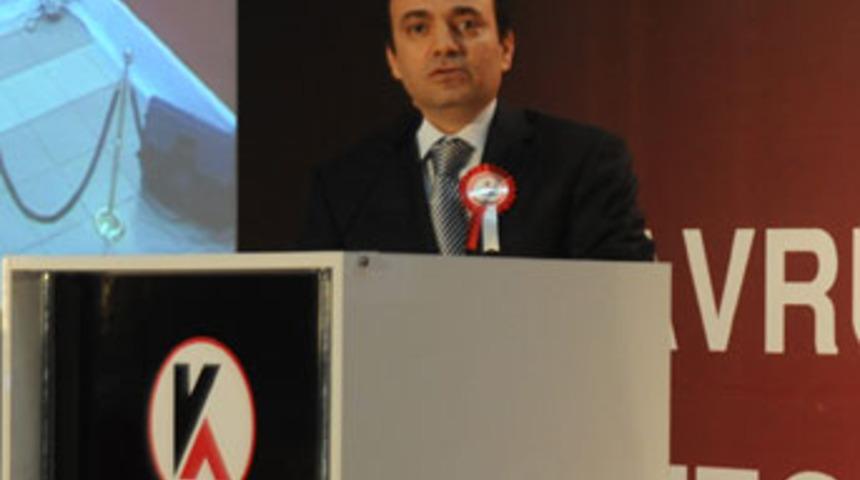 Baydemir’den büyük daire eleştirisi