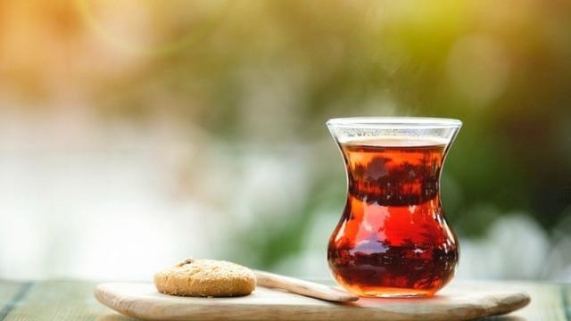 Ramazan ayında çay ve kahve tüketimine dikkat: Böbreklerinize zarar verebilir!