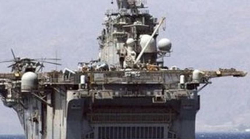 Amerikan savaş gemisi Libya yolunda