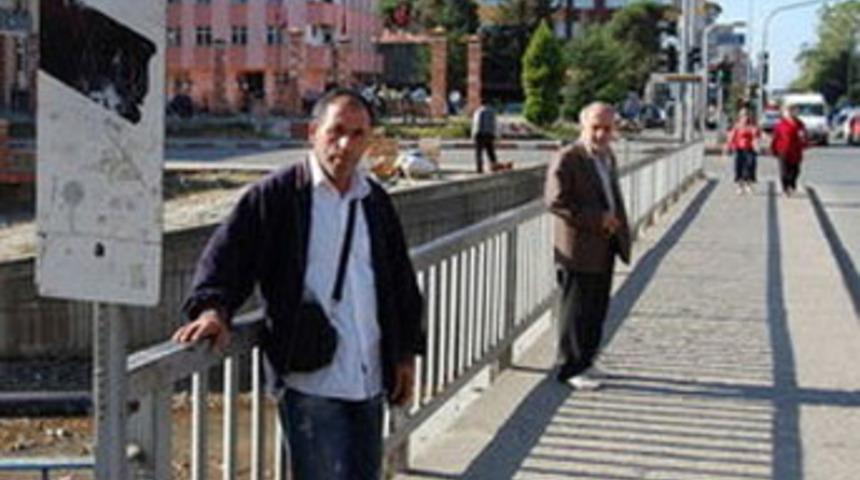 K&ouml;pr&uuml;de muhabbete 62 TL ceza