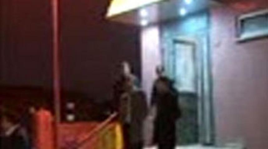 AK Parti'ye bombalı saldırı