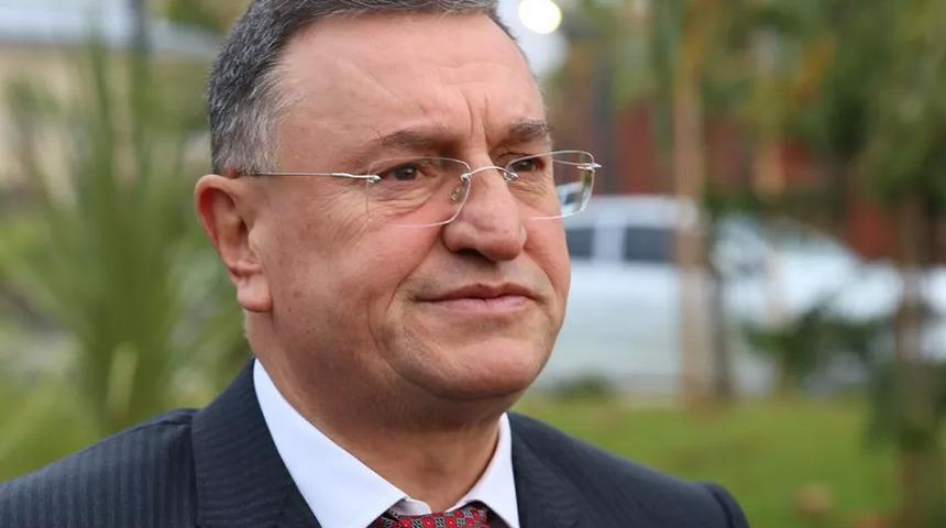 Adaylığı kesinleşen Lütfü Savaş, Gökhan Zan ve Haluk Levent'i hedef aldı: Parayla, şöhretle olmuyor...