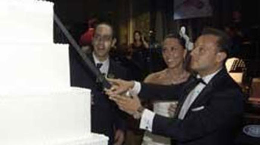 AKP'li vekilin oğluna şok