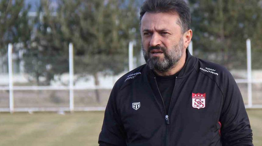 B&uuml;lent Uygun&rsquo;dan taraftara sitem: &ldquo;Akıl vermeyi bırakın&rdquo;