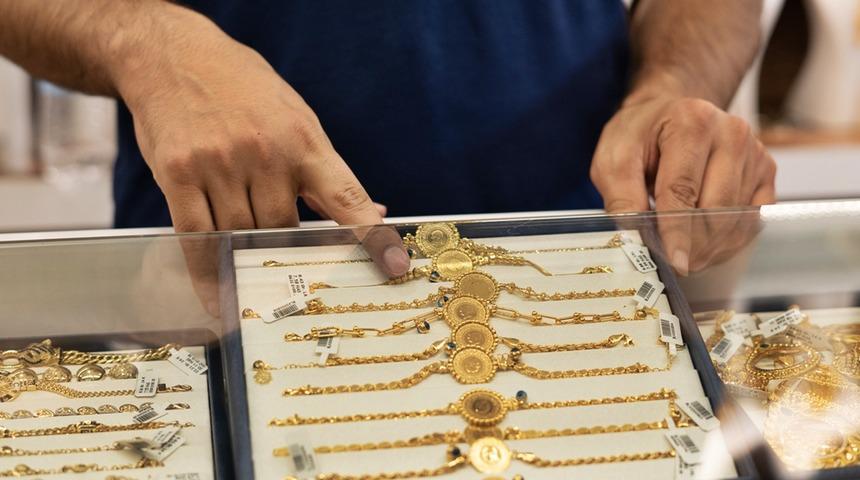Altın fiyatları için süre verildi: ABD’li dev banka rakamı açıkladı! 3 ihtimalden biri dahi olursa… (21 Şubat Çarşamba güncel gram altın fiyatı)