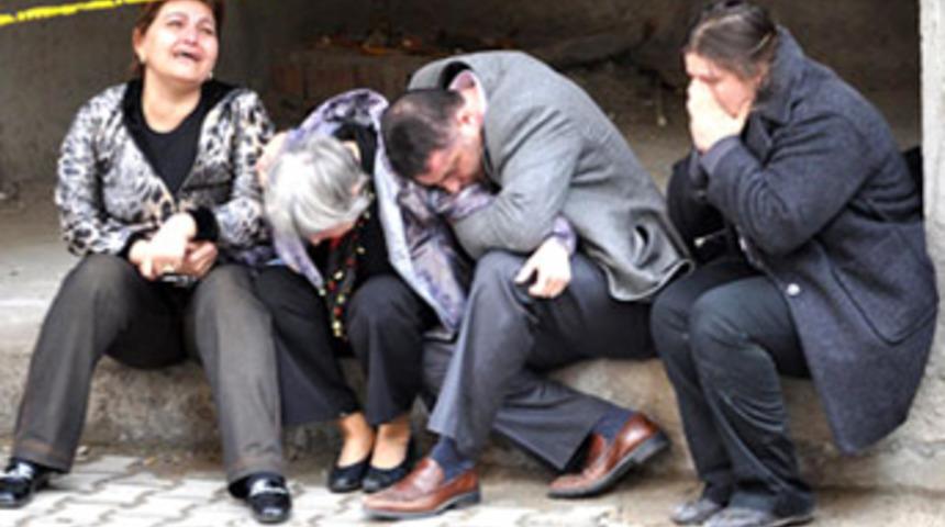 Kart borcu y&uuml;z&uuml;nden intihar etti!