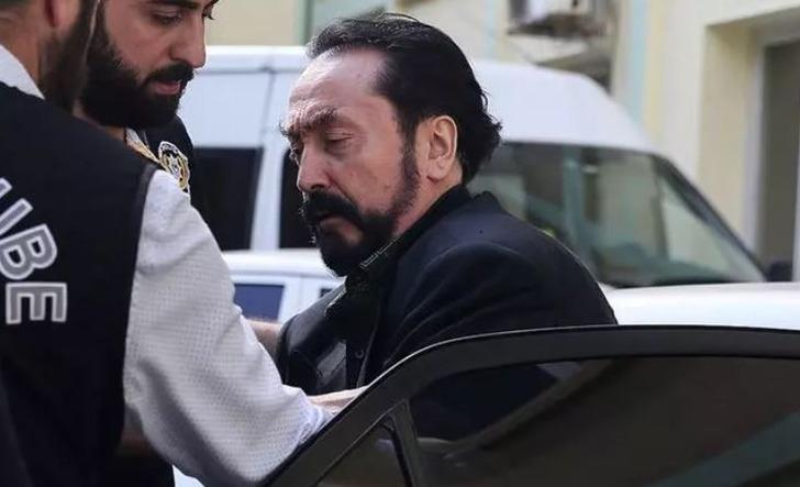 Tapınak Şövalyeleri'yle İstanbul turu! Adnan Oktar'ın karanlık ağı şaşkına çevirdi, yeni iddianamede yer aldı... Hepsiyle yakın temastaymış G3