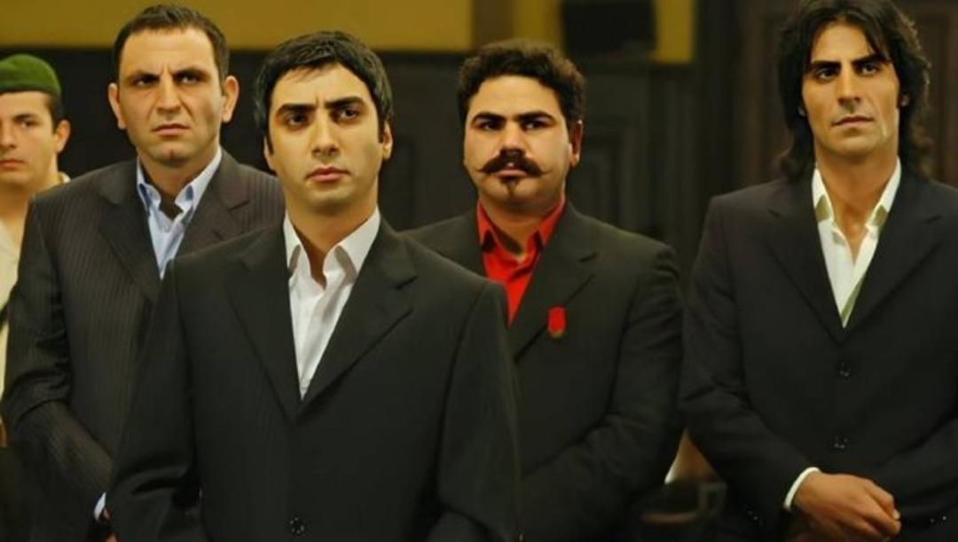 Necati Şaşmaz 'Hazırlık i&ccedil;erisindeyiz' demişti... Kurtlar Vadisi d&ouml;n&uuml;yor mu? Pana Film'den flaş a&ccedil;ıklama