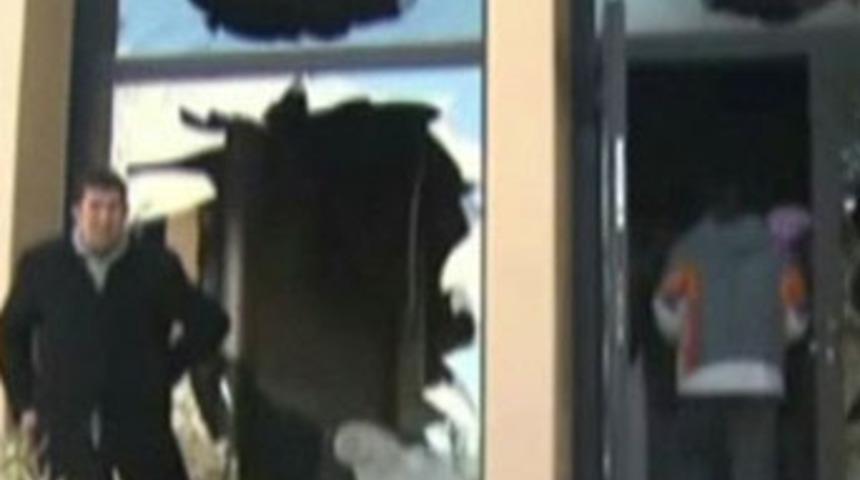 Kaddafi'nin gizli tünelleri!