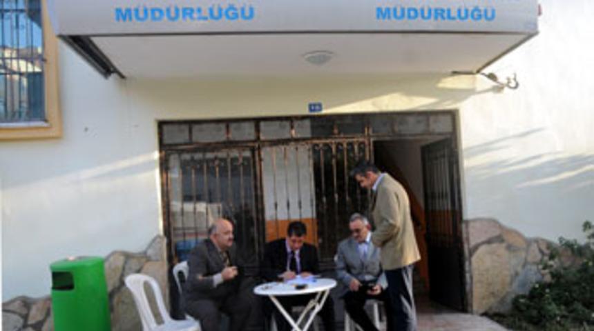 Alanya Kaymakamı'ndan mesai saati denetimi