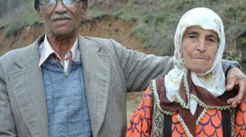 K&ouml;ydeki 'gizli aşk' s&ouml;ylentisi nikaha g&ouml;t&uuml;rd&uuml;