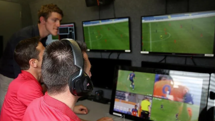 VAR kayıtları açıklandı, kayıtlar olay oldu! Eski hakemden çok konuşulacak sözler... "Kayıtlara müdahale var" G1