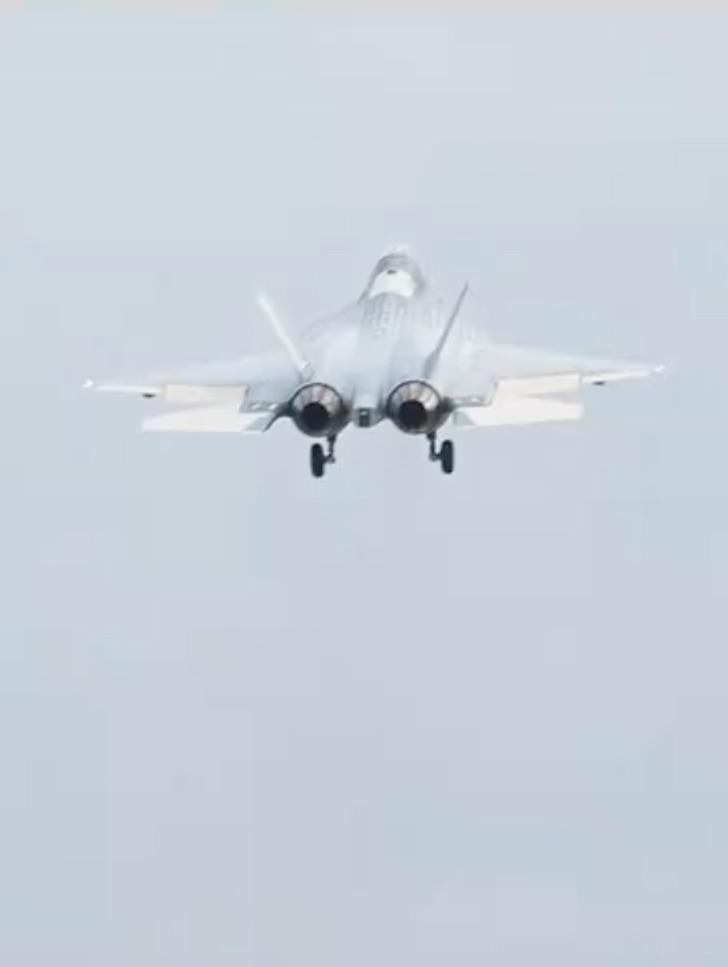 Son dakika | Türkiye için tarihi gün: Milli Muharip Uçak (MMU) gökyüzünde! 'KAAN' ilk uçuşunu başarıyla gerçekleştirdi, ilk görüntüler geldi G5