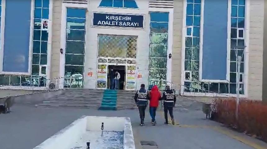 Otomobil faresi polisten kaçamadı