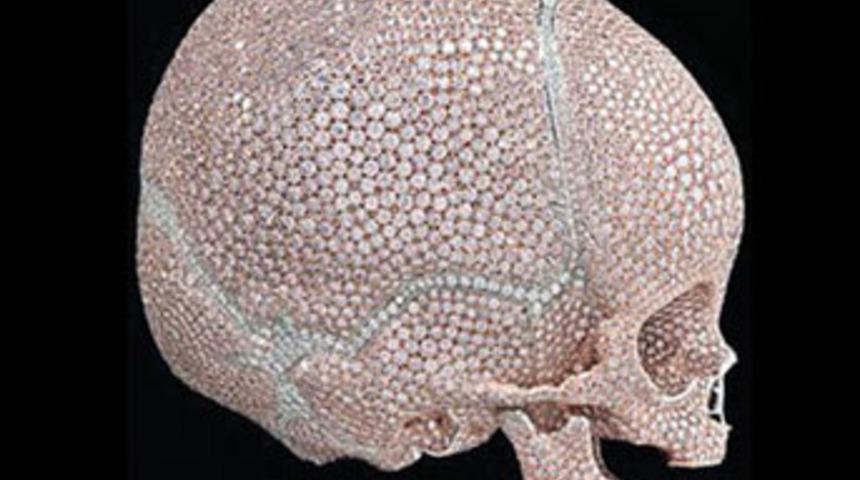 Bebek kafatasından sanat eserine tepki