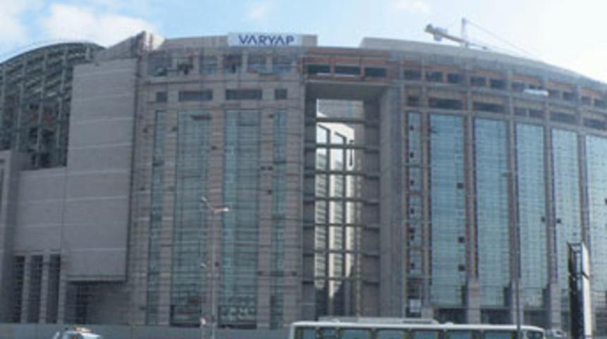 Mahk&ucirc;m firar etmemiş adliyede uyuyakalmış