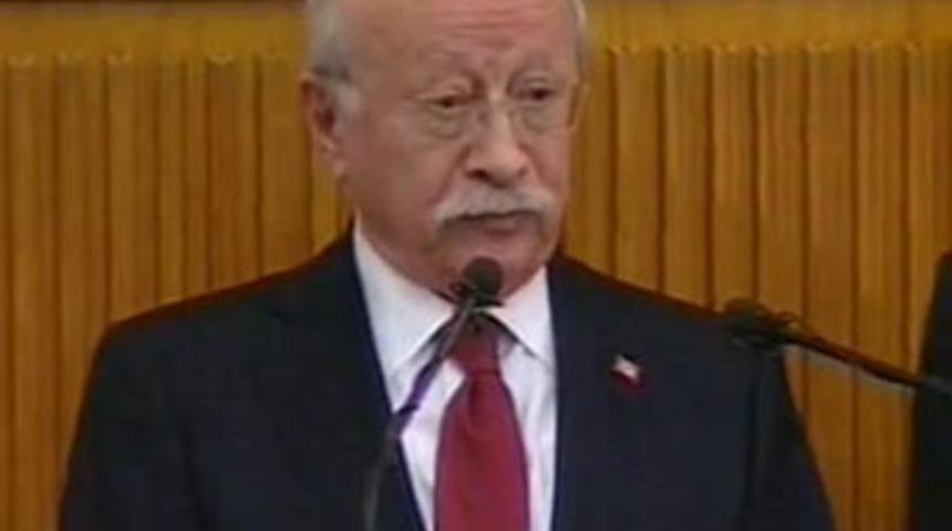 Oktay Ekşi CHP’ye katıldı