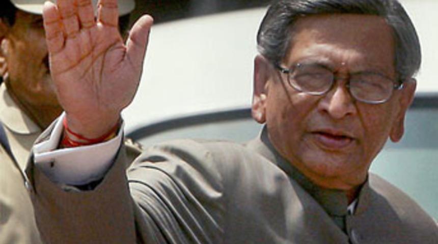 Devlet adamından inanılmaz hata!