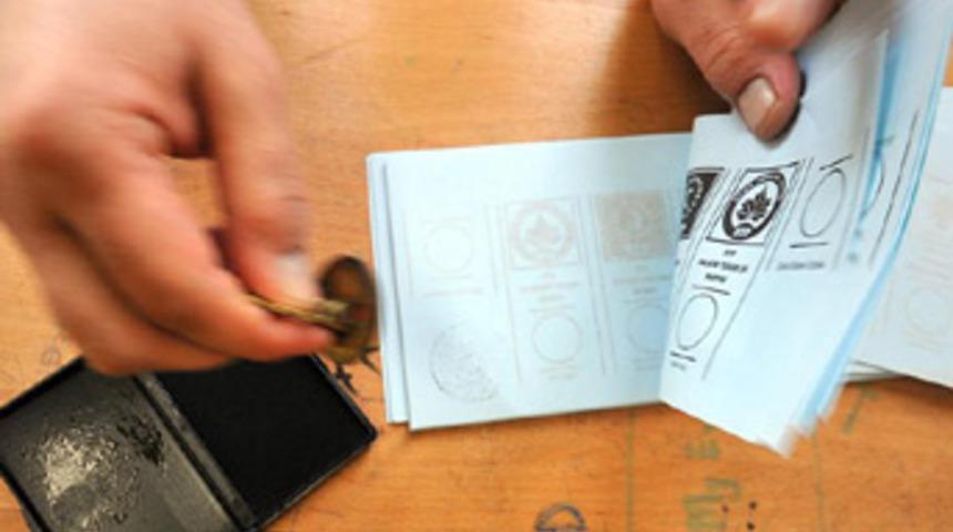 Son hafta anketinde kim ne kadar oy aldı?