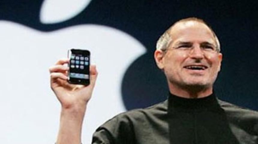 Apple'ın karı &uuml;&ccedil;&uuml;nc&uuml; &ccedil;eyrekte patladı