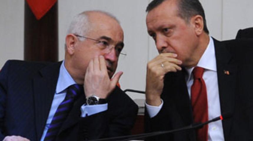 Erdoğan&rsquo;a karşı Ordu-&Ccedil;i&ccedil;ek el ele