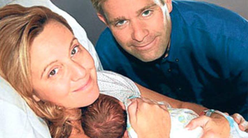 &Ccedil;ocuğu doğurup geri verdiler