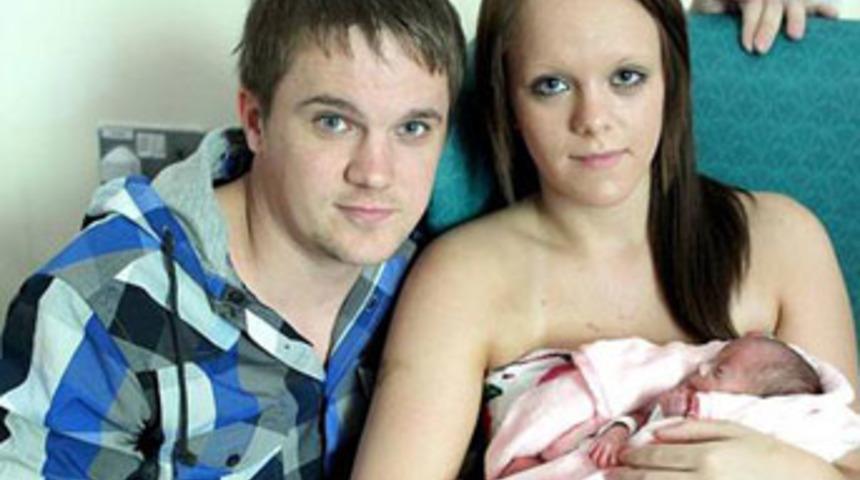 29 yaşında dede oldu