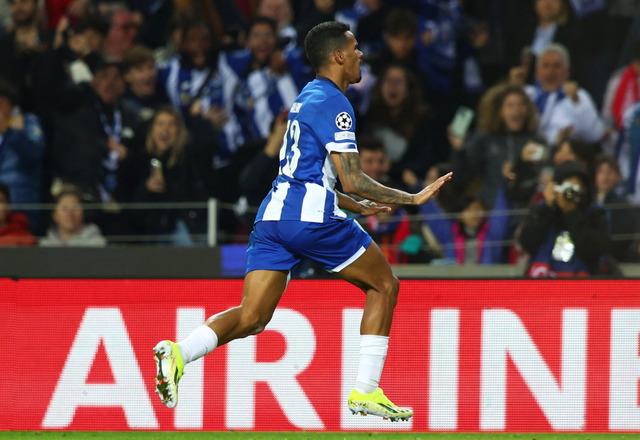 Şampiyonlar Ligi'nde son dakika golü! Porto, Arsenal'i 90+4'te yıktı