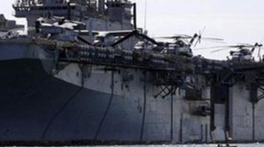 Amerikan savaş gemileri Girit'e