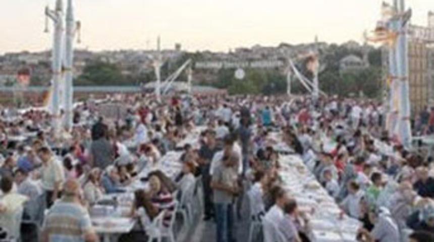15 bin kişiye iftar