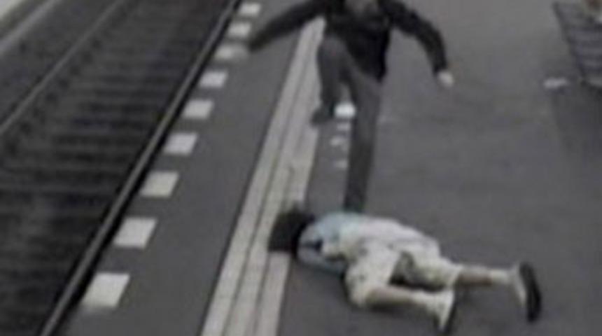 Metrodaki dayağa şok karar