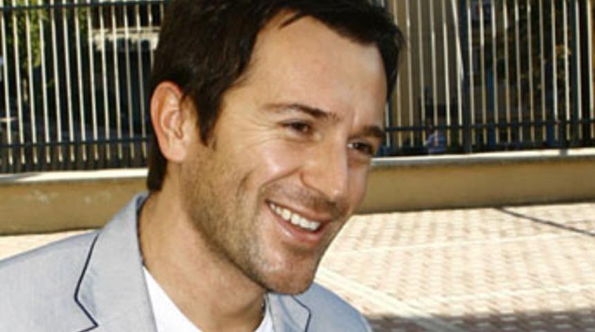 Sunucu Uğur Arslan g&ouml;zaltına alındı