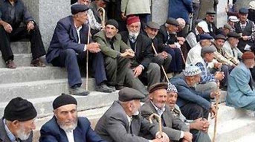 Flaş...Emeklilere b&uuml;y&uuml;k uyarı!
