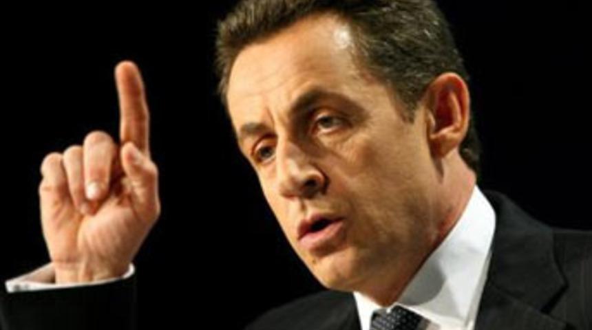 Sarkoz, Libya'ya saldırı planını a&ccedil;ıkladı