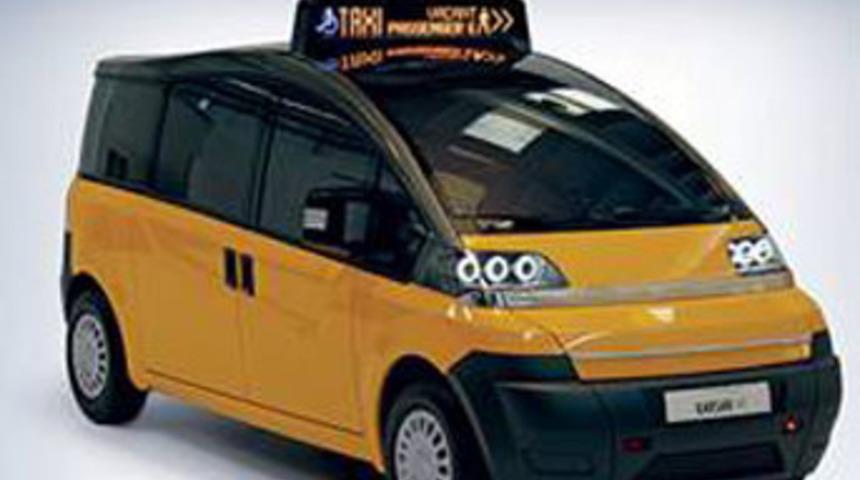 Belediye başkanı T&uuml;rk taksisiyle dalga ge&ccedil;ti