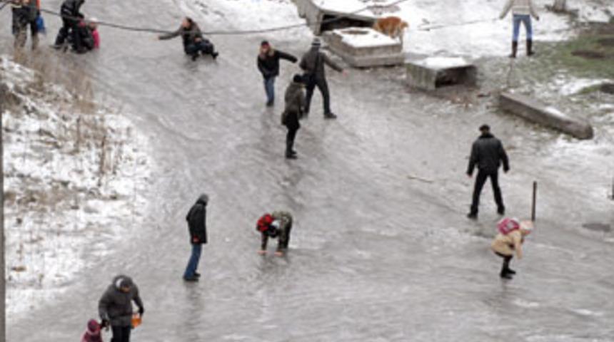 Ukrayna&rsquo;da bir ilk: 'Kaldırımlar ısıtılacak'