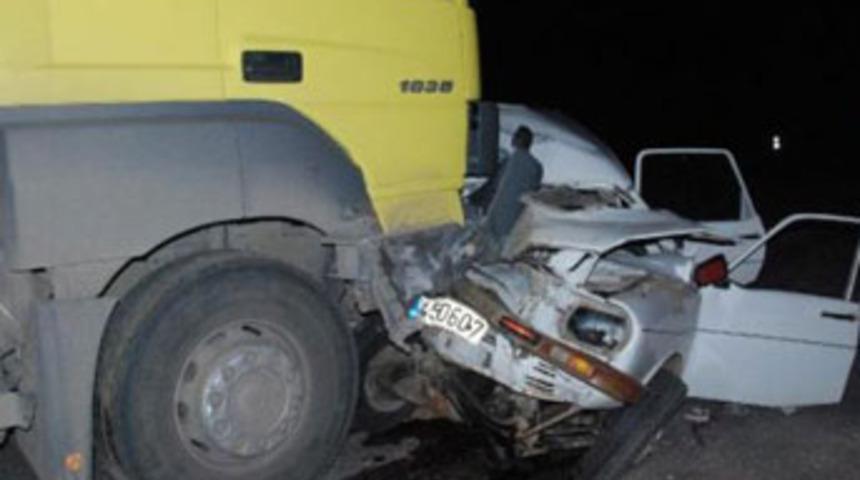 Manisa'da feci kaza: 3 &ouml;l&uuml;